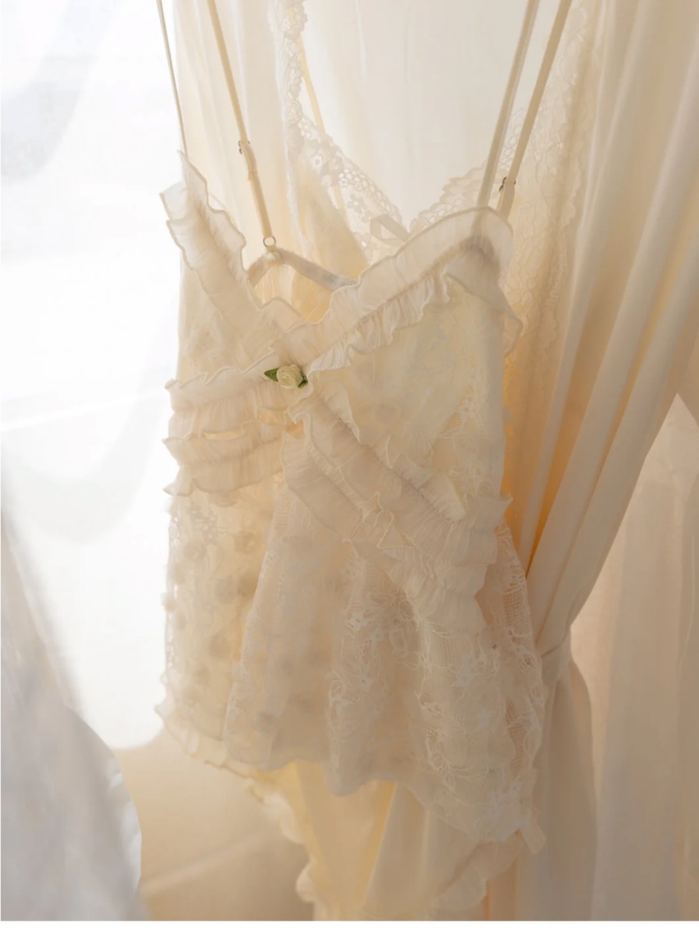 JAY KAY ROSETTE SET—INCLUDING ROBE